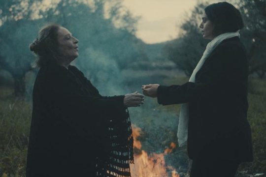 Τζίνα Δράκου και Γιοβάννα Καποδίστρια, οι πρωταγωνίστριες της παράστασης